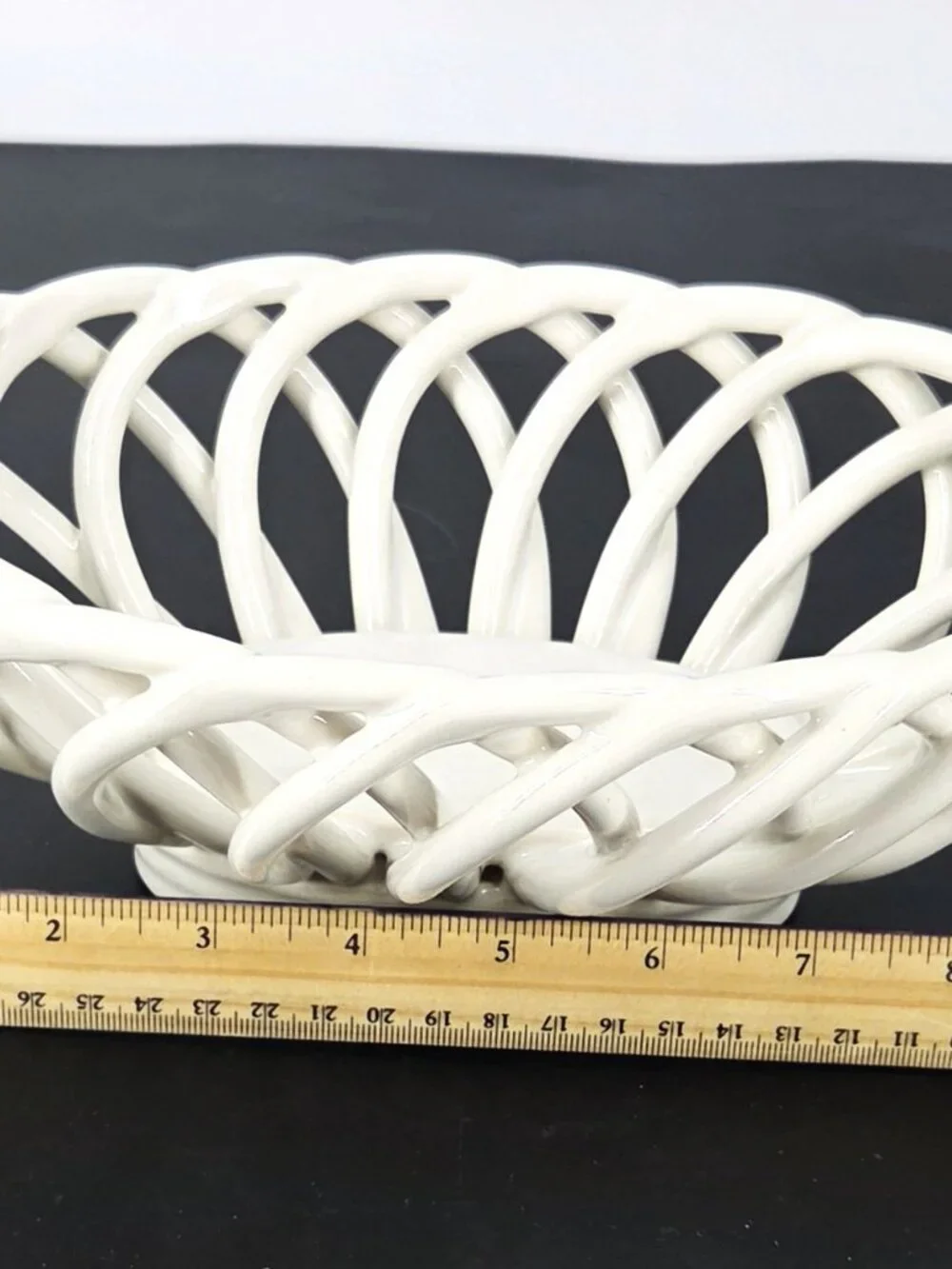 1970s Hand Woven Ceramic Lattice White Classic Ceramic Bread Basket/Fruit Bowl